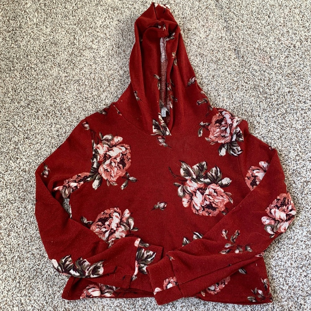 Orange/red short shirt